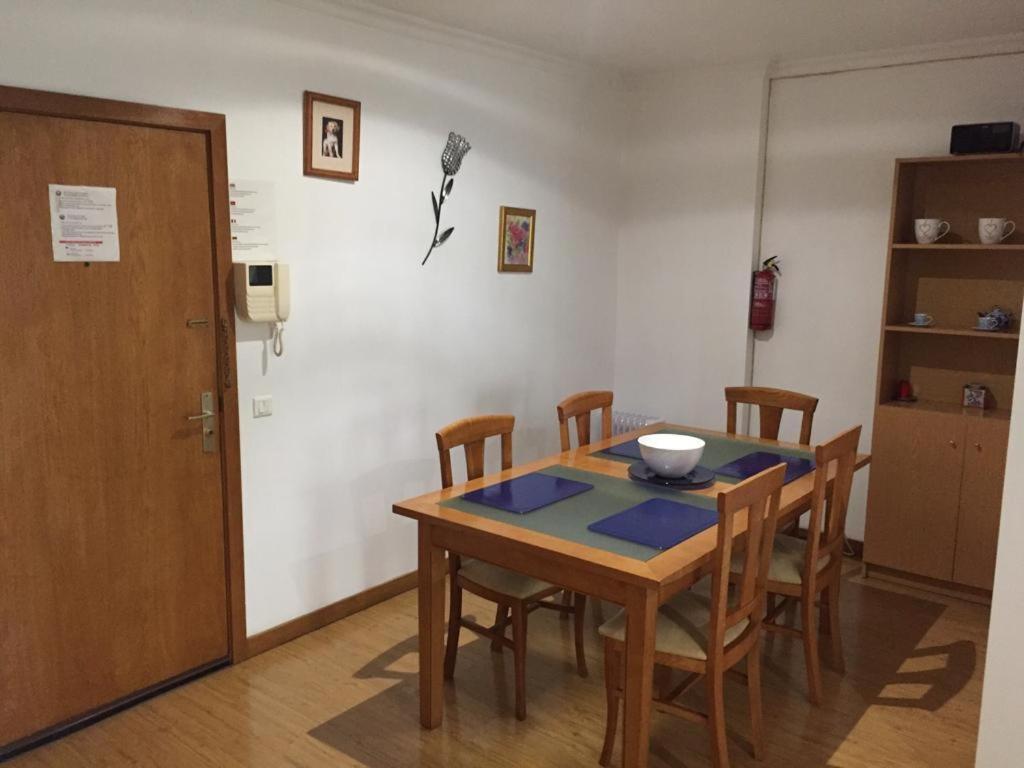 Old Town Apartment פונשל מראה חיצוני תמונה